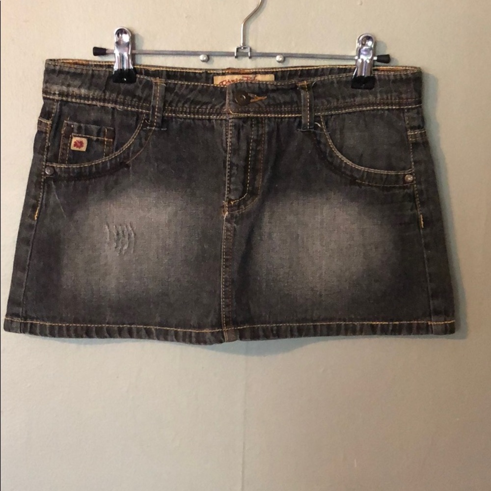 Denim mini, dark wash